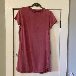 URBAN OUTFITTERS t shirt dress